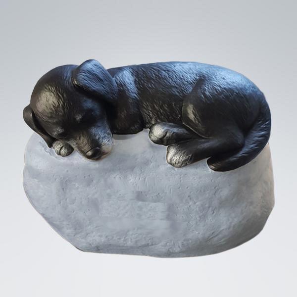 LK0133 Hund auf Stein Acrylbemalung