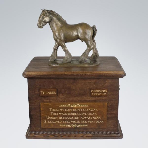 Pferdeurne Shire Horse mit Bronzefigur inkl.Gravur - Teilasche inkl.Gravur - Teilasche