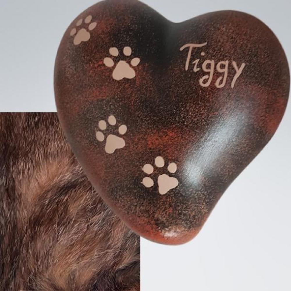 Tierurne Herz Tiggy - Bemalung in Fellfarbe