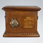 Hundeurne mit Emblem und Gravur Bullterrier