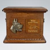 Hundeurne mit Emblem und Gravur Dogge